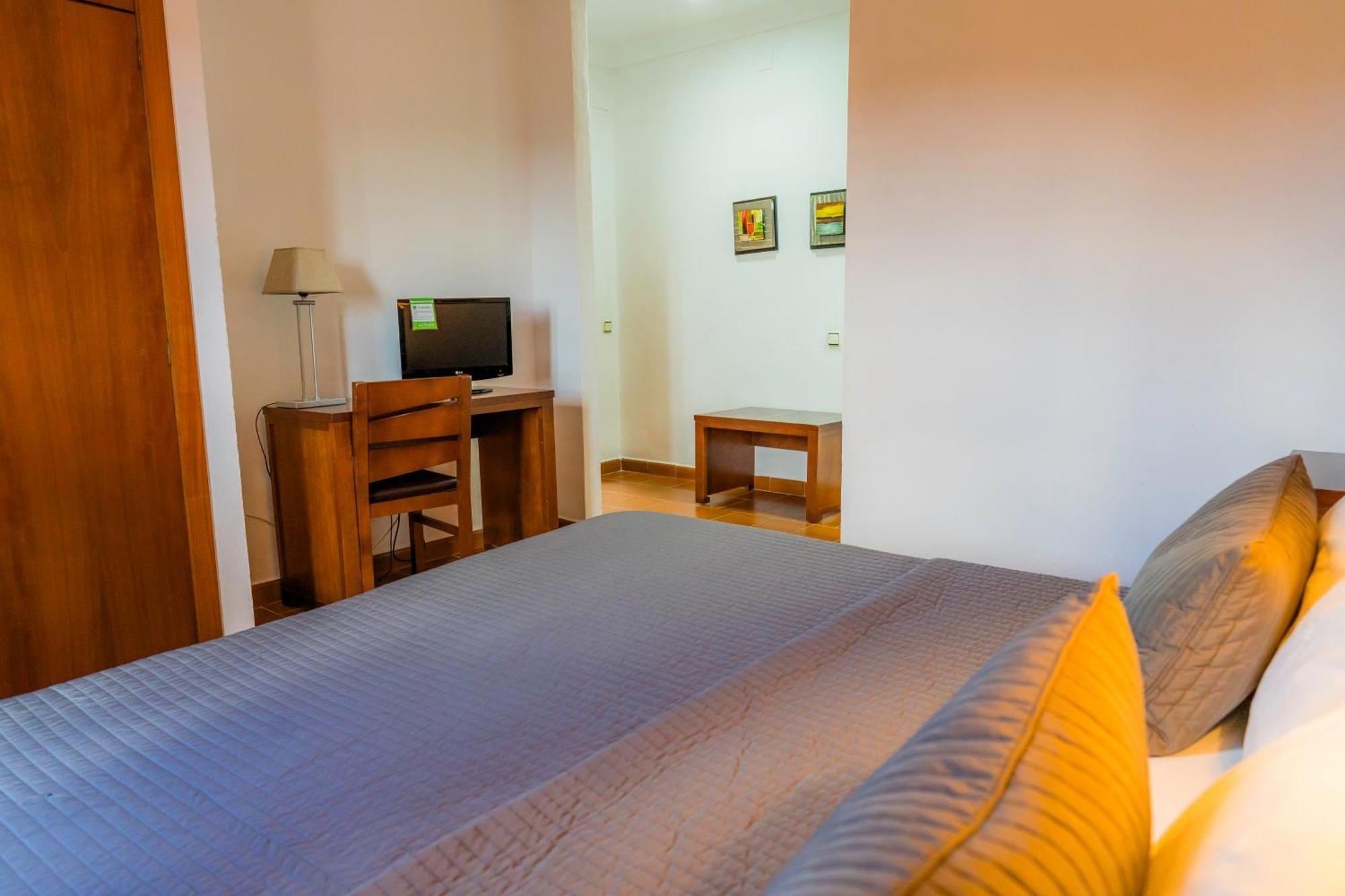 Complejo Los Veneros Santa Ana La Real Habitación foto